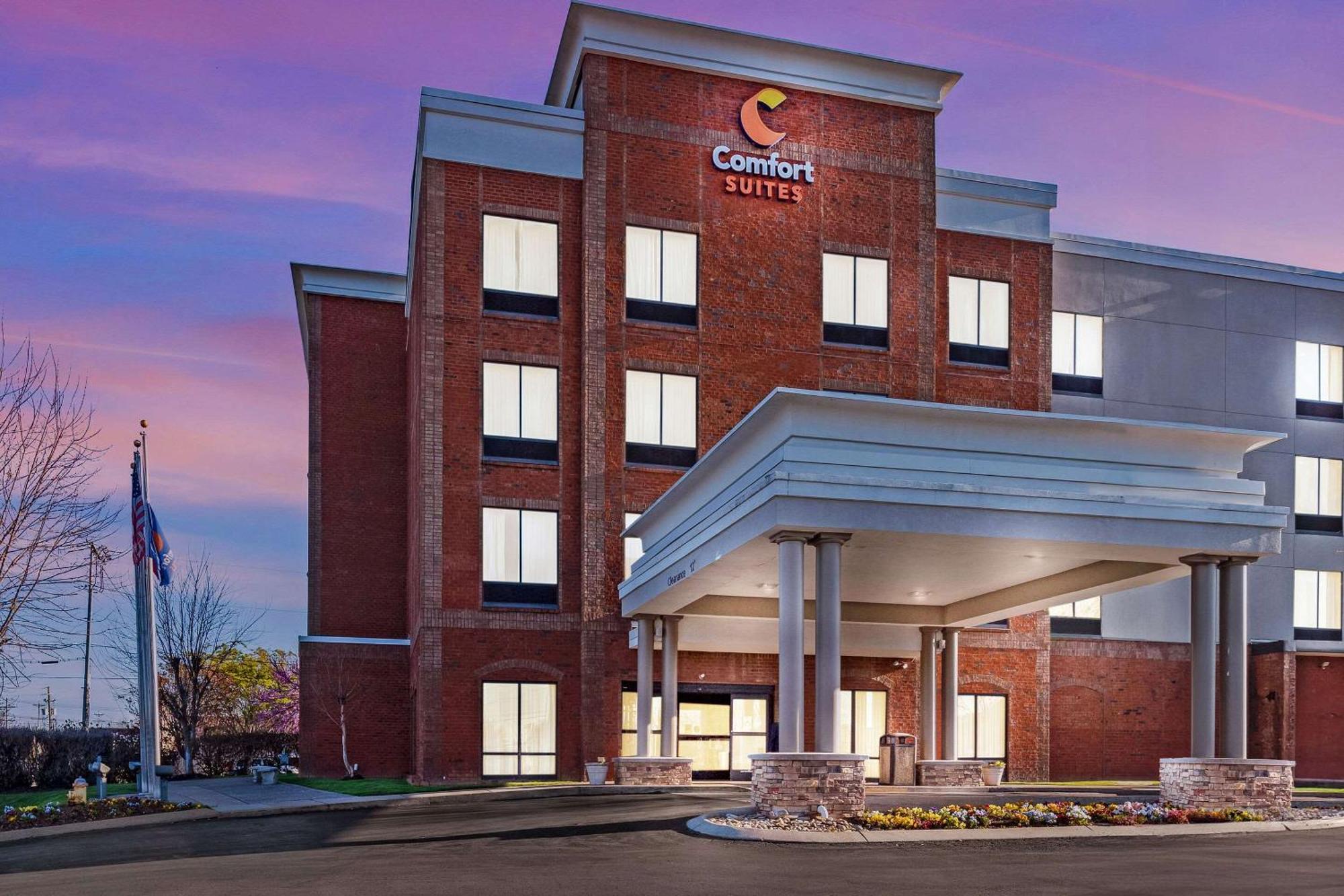Comfort Suites Murfreesboro Exterior photo